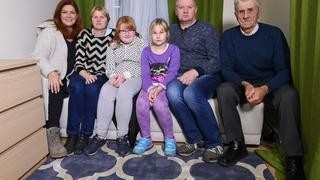 Samotni rolnicy umawiający się na randki komercyjne